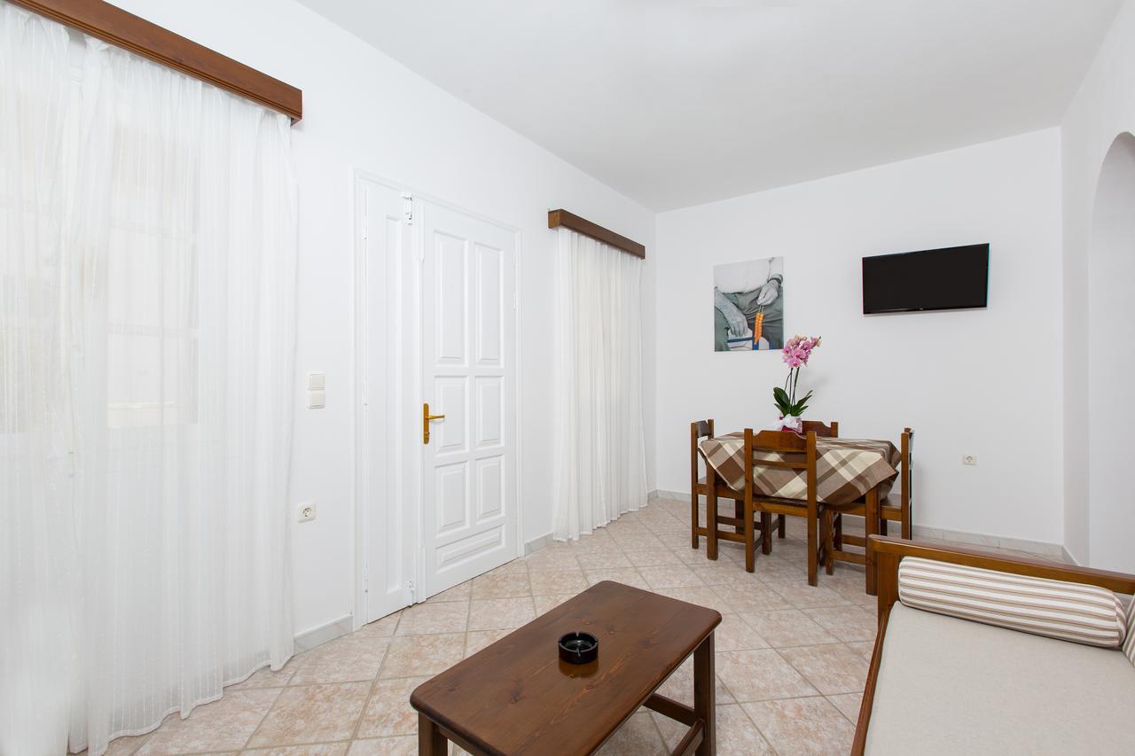 Mylos Hotel Vívlos Esterno foto