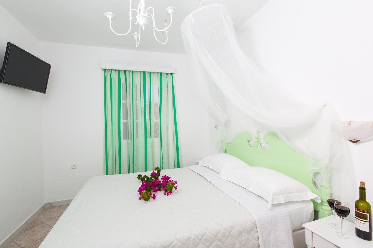 Mylos Hotel Vívlos Esterno foto